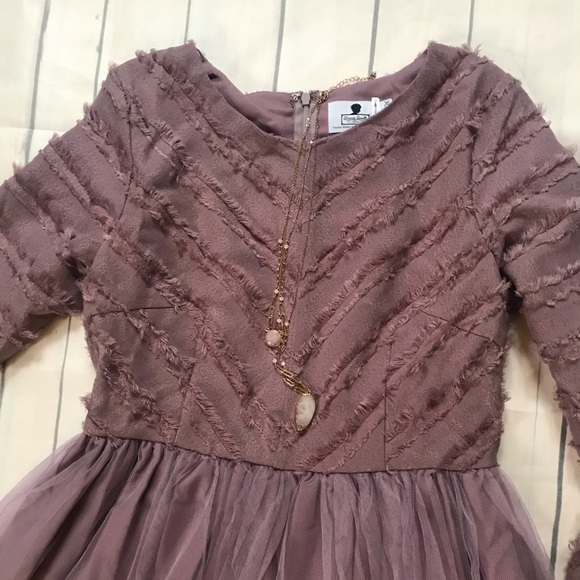 Beautiful elegant dress - Picture 4 of 5